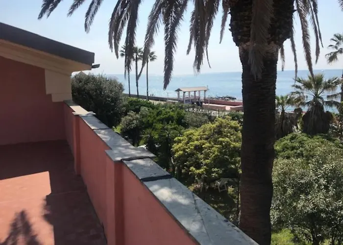 דירה Casa Balbi Al Mare, Giardino E Posto Auto Privato אלביסולה סופריורה